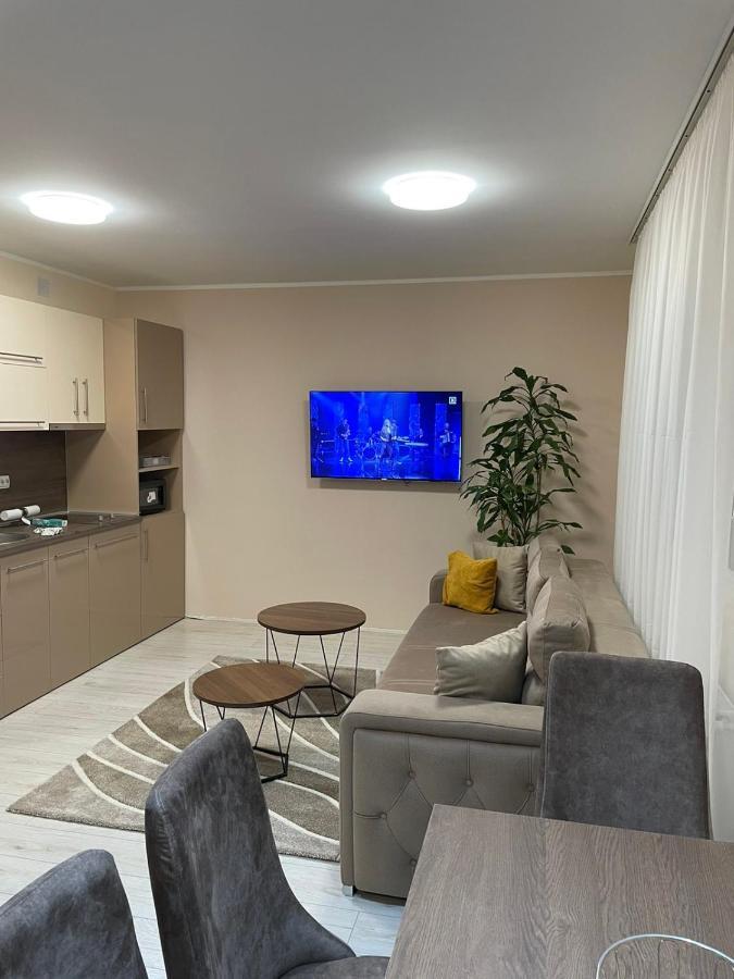 סמדרבו Leda Apartmani מראה חיצוני תמונה