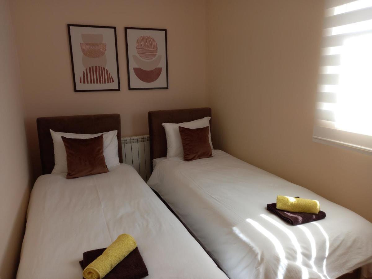 סמדרבו Leda Apartmani מראה חיצוני תמונה