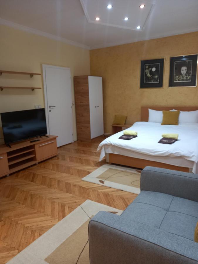 סמדרבו Leda Apartmani מראה חיצוני תמונה