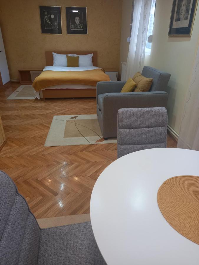 סמדרבו Leda Apartmani מראה חיצוני תמונה