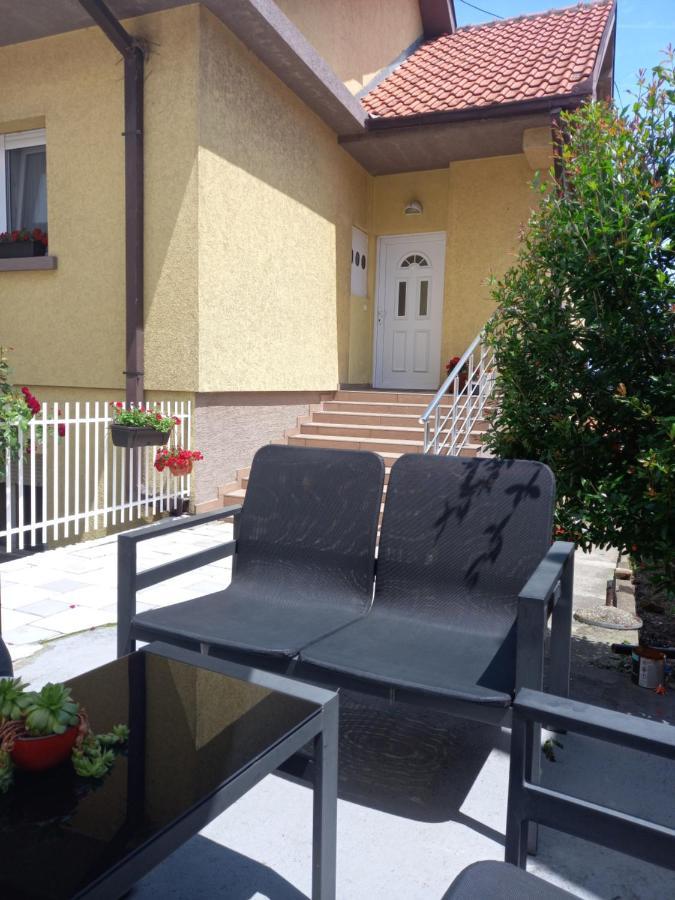 סמדרבו Leda Apartmani מראה חיצוני תמונה